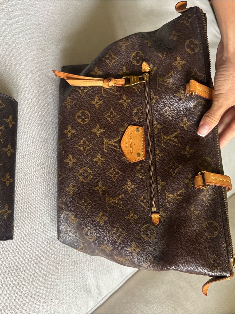 Louis Vuitton Monogram Canvas Brown & Tan Shoulder Bag